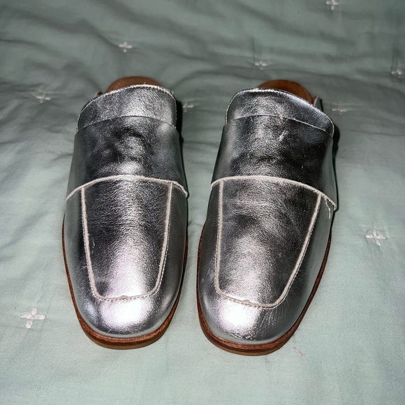 Free People loafer mule silver Sz 6.5 - Picture 3 of 13